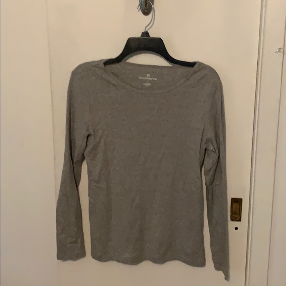 Gray Long-Sleeved Tee
